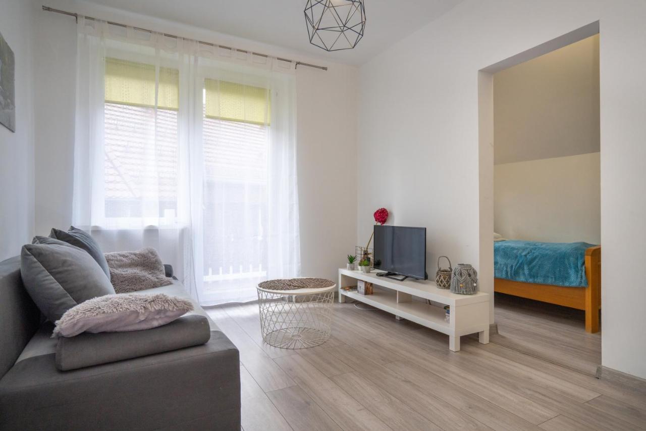 Regina Apartment