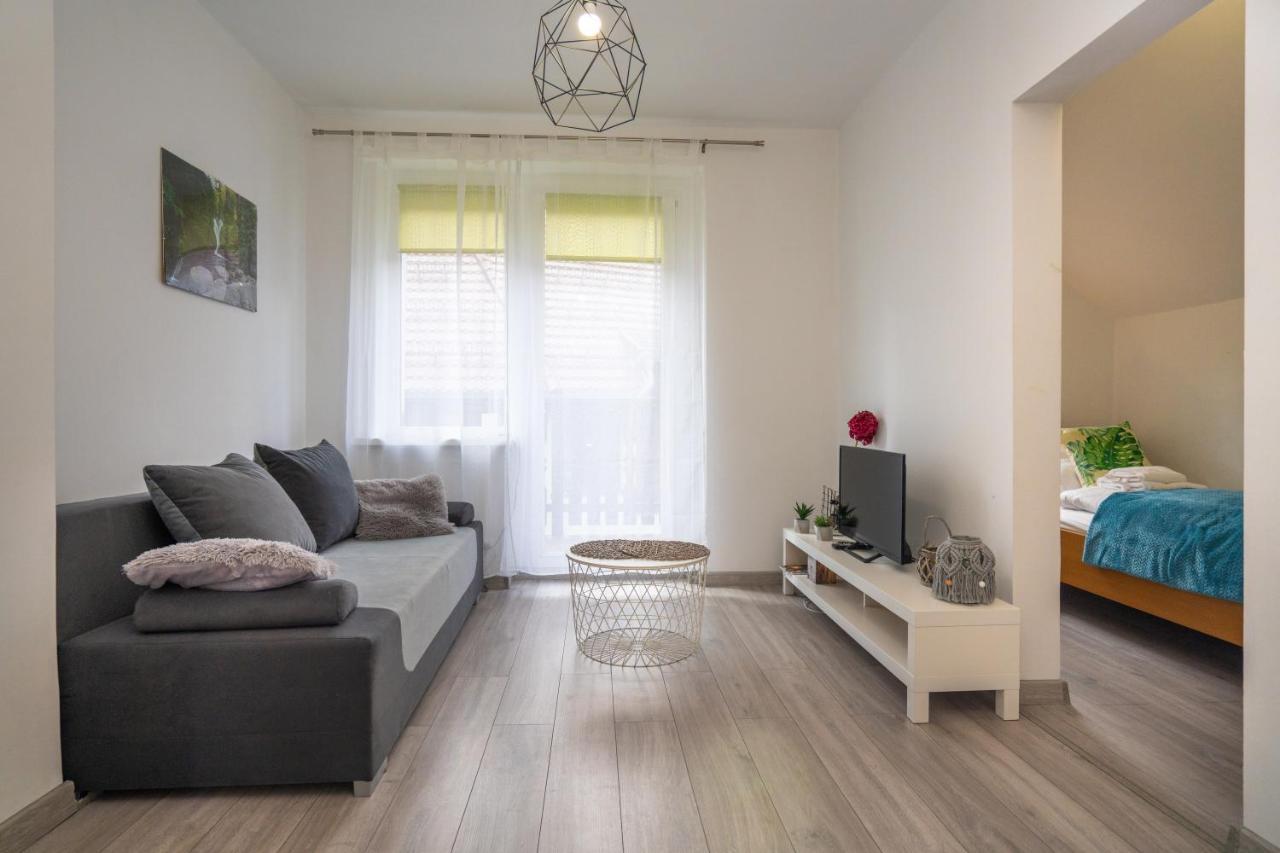 Regina Apartment